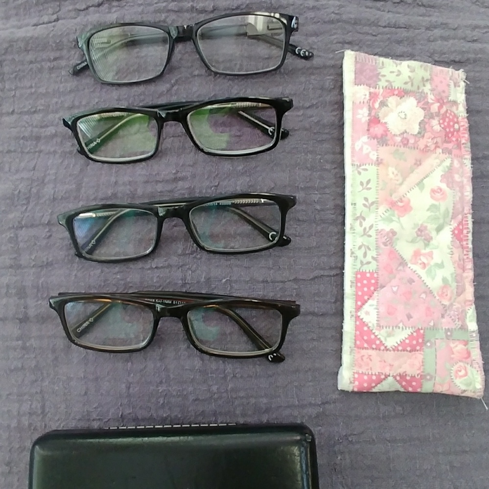 Reading glasses 1.25 strength